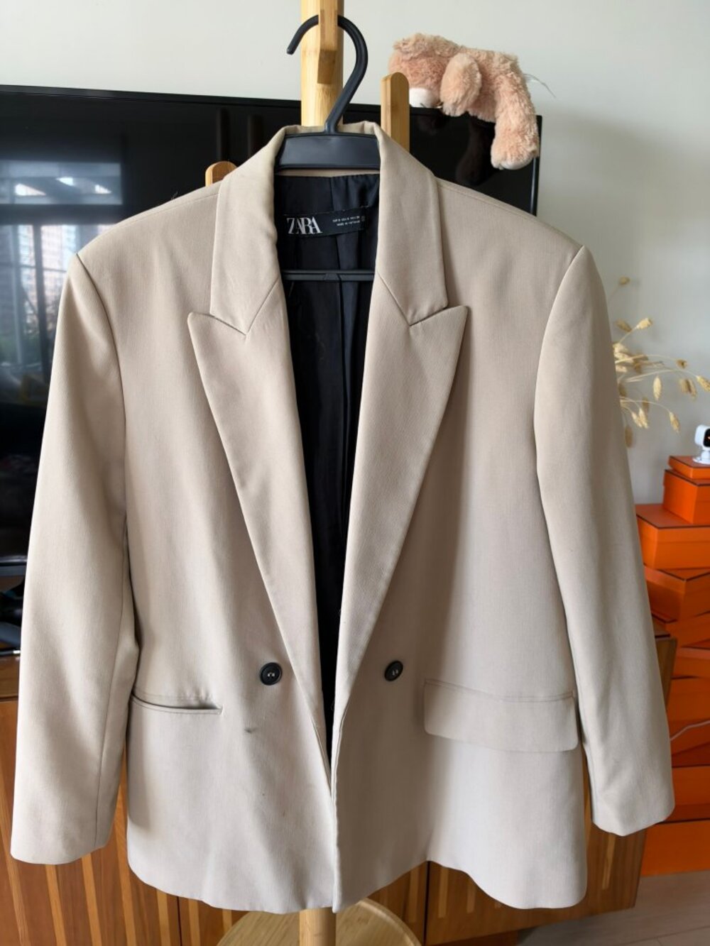 ZARA Beige Double-Breasted Blazer